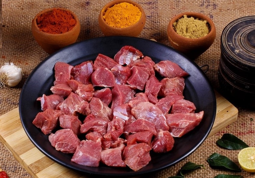 Beef Curry Cut (Bone In)